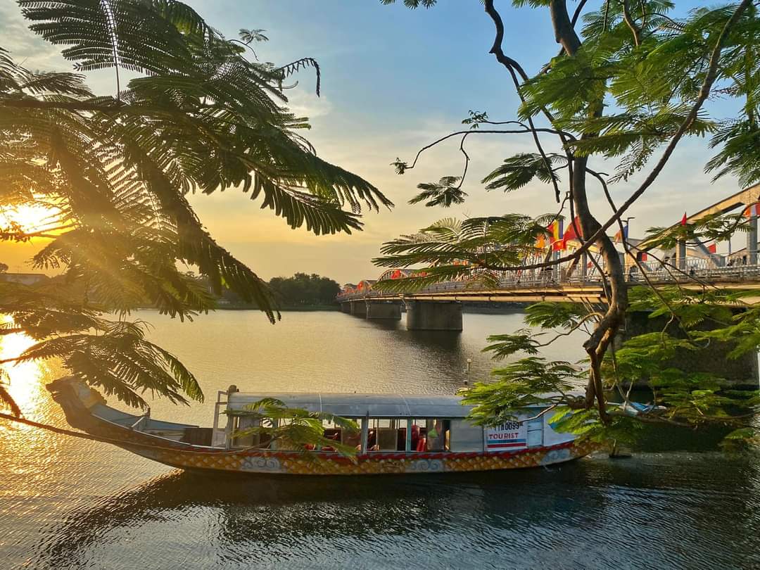 Photo de groupe avec des voyageurs